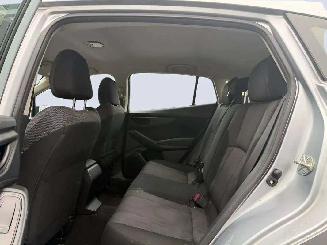2019 Subaru Impreza Premium - Photo 32