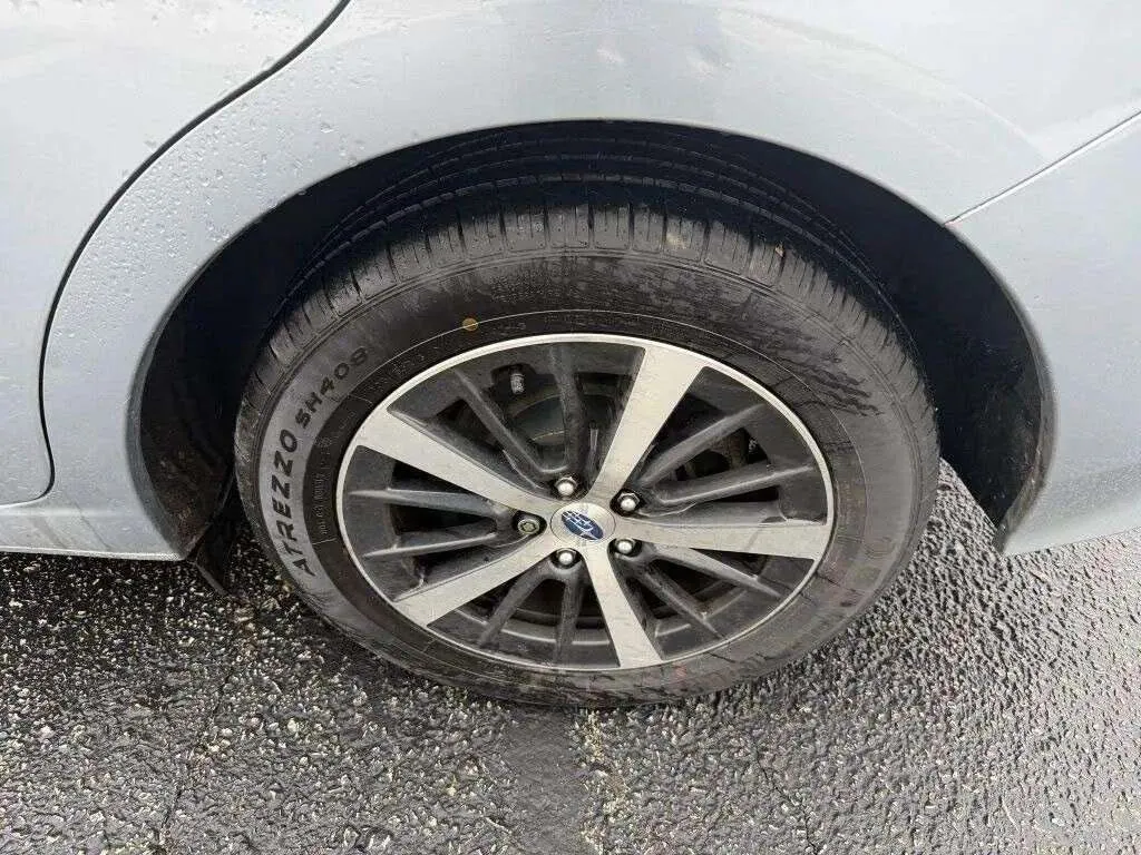 2019 Subaru Impreza Premium - Photo 13