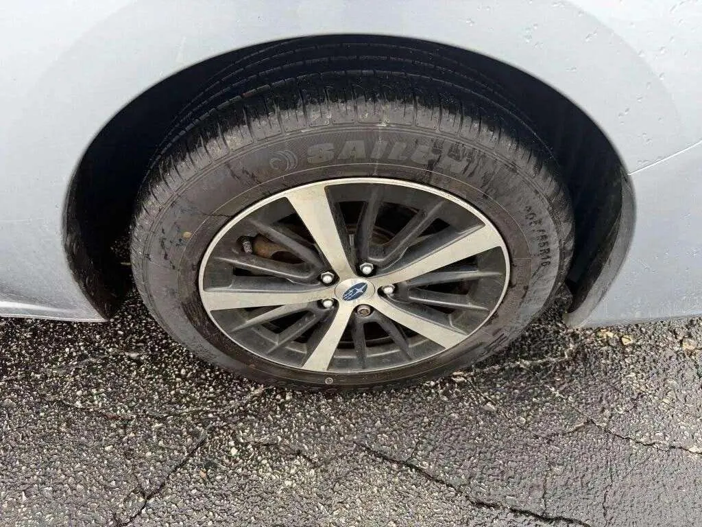 2019 Subaru Impreza Premium - Photo 15