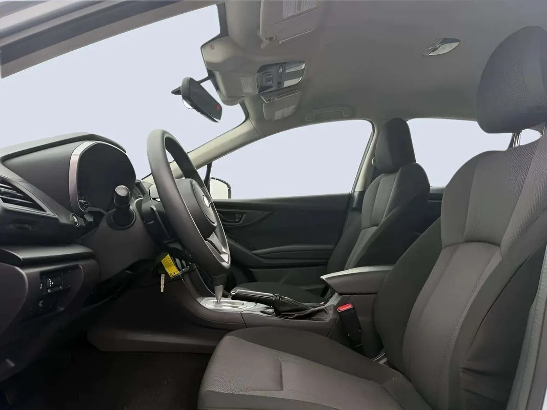 2019 Subaru Impreza Premium - Photo 18