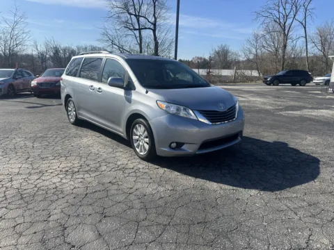 More photos of 2014 Toyota Sienna XLE 7-Passenger at Reliable Car Connection, PA