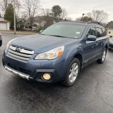 Blue 2014 Subaru Outback 3.6R Limited for sale in Pottstown, PA
