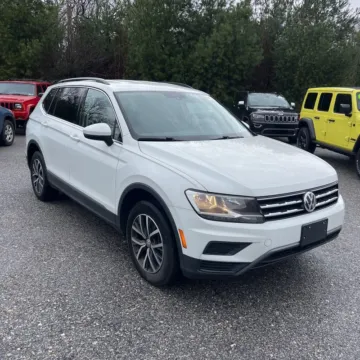 More photos of 2020 Volkswagen Tiguan 2.0T SE at Reliable Car Connection, PA