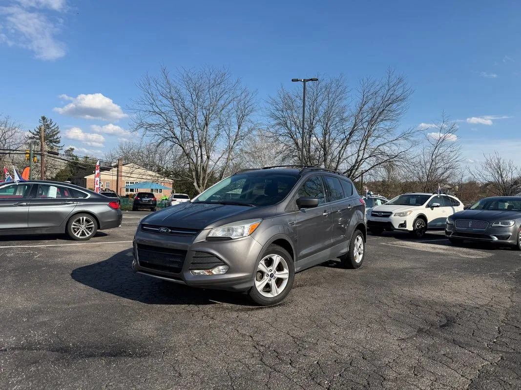 Gray 2013 Ford Escape SE for sale in Pottstown, PA