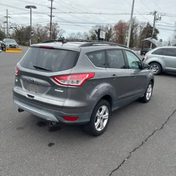 More photos of 2013 Ford Escape SE at Reliable Car Connection, PA