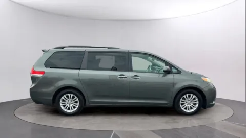 Another view of 2013 Toyota Sienna XLE V6 8 Passenger for sale in Pottstown, PA at Reliable Car Connection