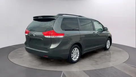 More photos of 2013 Toyota Sienna XLE V6 8 Passenger at Reliable Car Connection, PA