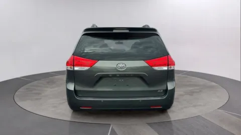 More photos of 2013 Toyota Sienna XLE V6 8 Passenger at Reliable Car Connection, PA