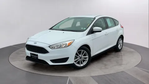 White 2018 Ford Focus SE for sale in Pottstown, PA