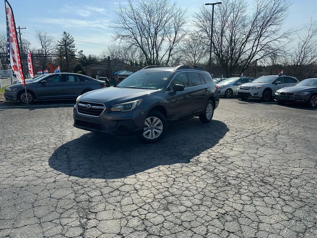 Gray 2019 Subaru Outback 2.5i for sale in Pottstown, PA