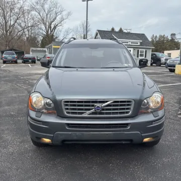 Photos of 2008 Volvo XC90 3.2 for sale in Pottstown, PA at Reliable Car Connection