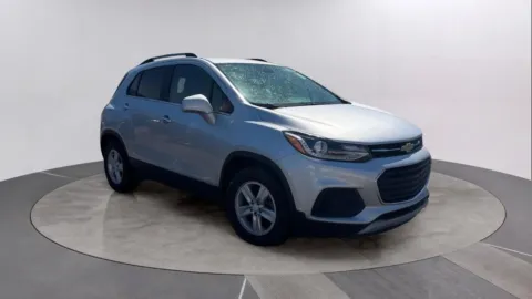 More photos of 2020 Chevrolet Trax FWD LT at Reliable Car Connection, PA