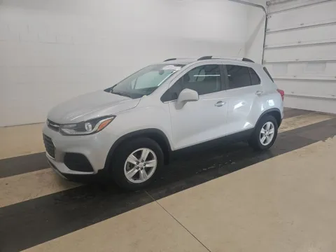 Silver 2020 Chevrolet Trax FWD LT for sale in Pottstown, PA