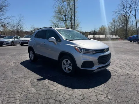 More photos of 2020 Chevrolet Trax FWD LT at Reliable Car Connection, PA