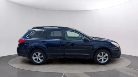 More photos of 2014 Subaru Outback 3.6R Limited at Reliable Car Connection, PA