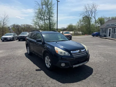 More photos of 2014 Subaru Outback 3.6R Limited at Reliable Car Connection, PA