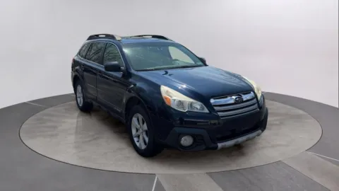 More photos of 2014 Subaru Outback 3.6R Limited at Reliable Car Connection, PA