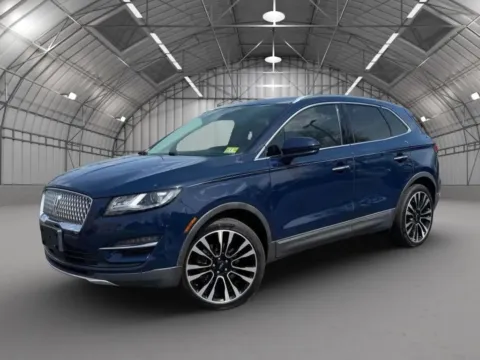 Photos of 2019 Lincoln MKC Reserve Sport Utility 4D for sale in Pottstown, PA at Reliable Car Connection