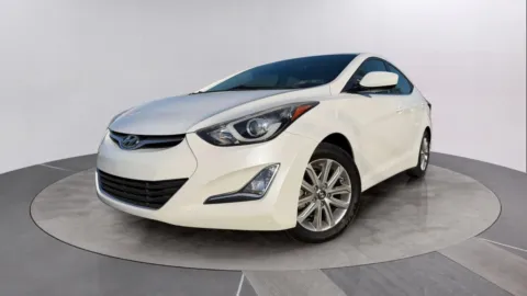 Another view of 2015 Hyundai Elantra SE for sale in Pottstown, PA at Reliable Car Connection