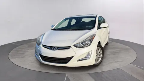 More photos of 2015 Hyundai Elantra SE at Reliable Car Connection, PA