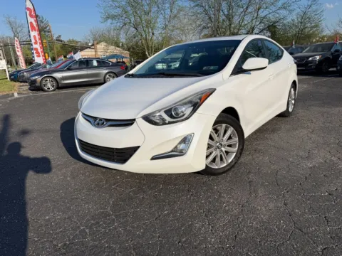 Photos of 2015 Hyundai Elantra SE for sale in Pottstown, PA at Reliable Car Connection
