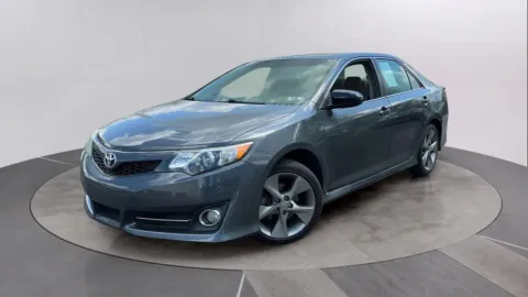 Gray 2012 Toyota Camry SE V6 for sale in Pottstown, PA