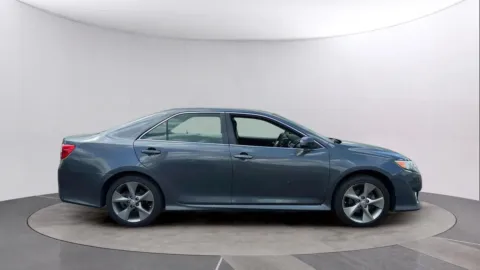 More photos of 2012 Toyota Camry SE V6 at Reliable Car Connection, PA