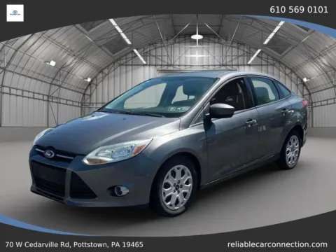 Photos of 2012 Ford Focus SE Sedan 4D for sale in Pottstown, PA at Reliable Car Connection