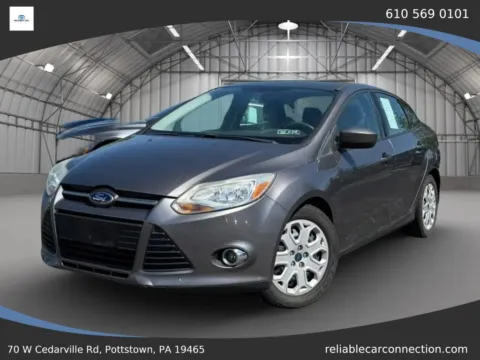 Photos of 2012 Ford Focus SE Sedan 4D for sale in Pottstown, PA at Reliable Car Connection
