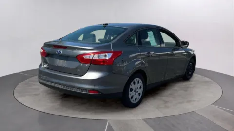 More photos of 2012 Ford Focus SE at Reliable Car Connection, PA
