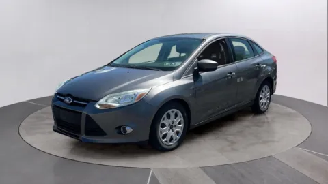 Photos of 2012 Ford Focus SE for sale in Pottstown, PA at Reliable Car Connection