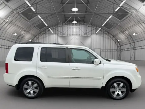 More photos of 2014 Honda Pilot Touring Sport Utility 4D at Reliable Car Connection, PA