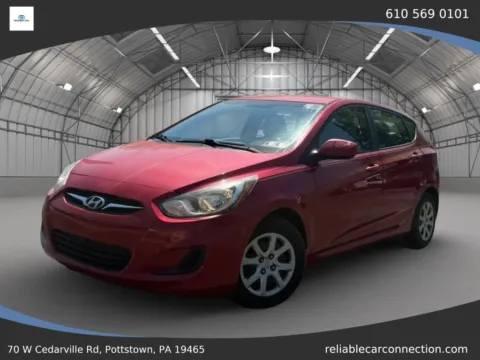Photos of 2013 Hyundai Accent GS Hatchback 4D for sale in Pottstown, PA at Reliable Car Connection