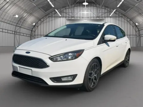 Photos of 2018 Ford Focus SEL Hatchback 4D for sale in Pottstown, PA at Reliable Car Connection