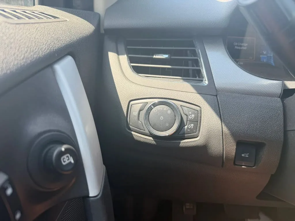2014 Ford Edge SEL - Photo 23
