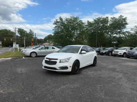 Photos of 2015 Chevrolet Cruze 1LT Sedan 4D for sale in Pottstown, PA at Reliable Car Connection