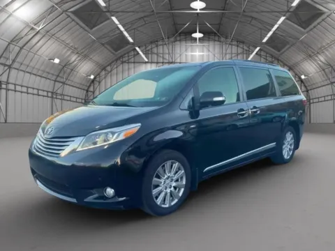 Photos of 2017 Toyota Sienna Limited Minivan 4D for sale in Pottstown, PA at Reliable Car Connection