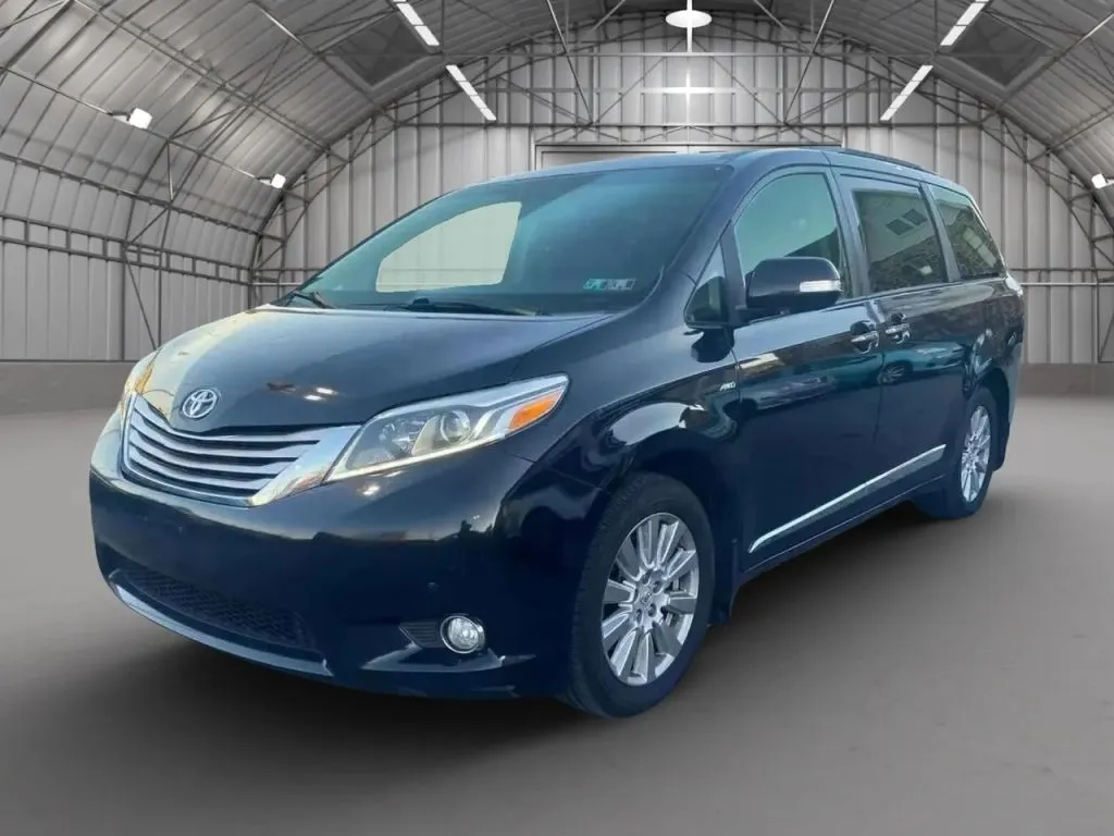 Black 2017 Toyota Sienna Limited Minivan 4D for sale in Pottstown, PA