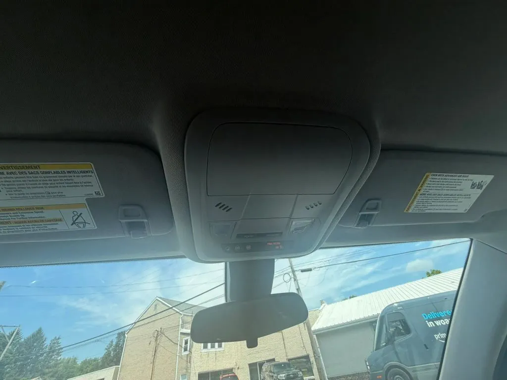 2020 Chevrolet Equinox LS - Photo 28