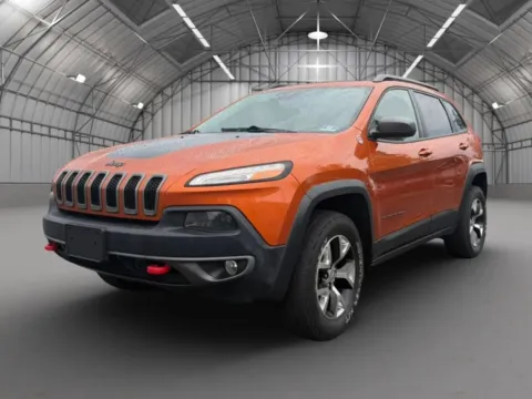 Photos of 2015 Jeep Cherokee TrailHawk Sport Utility 4D for sale in Pottstown, PA at Reliable Car Connection