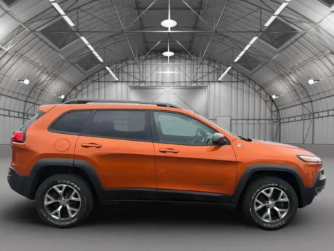 More photos of 2015 Jeep Cherokee TrailHawk Sport Utility 4D at Reliable Car Connection, PA