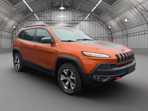 More photos of 2015 Jeep Cherokee TrailHawk Sport Utility 4D at Reliable Car Connection, PA