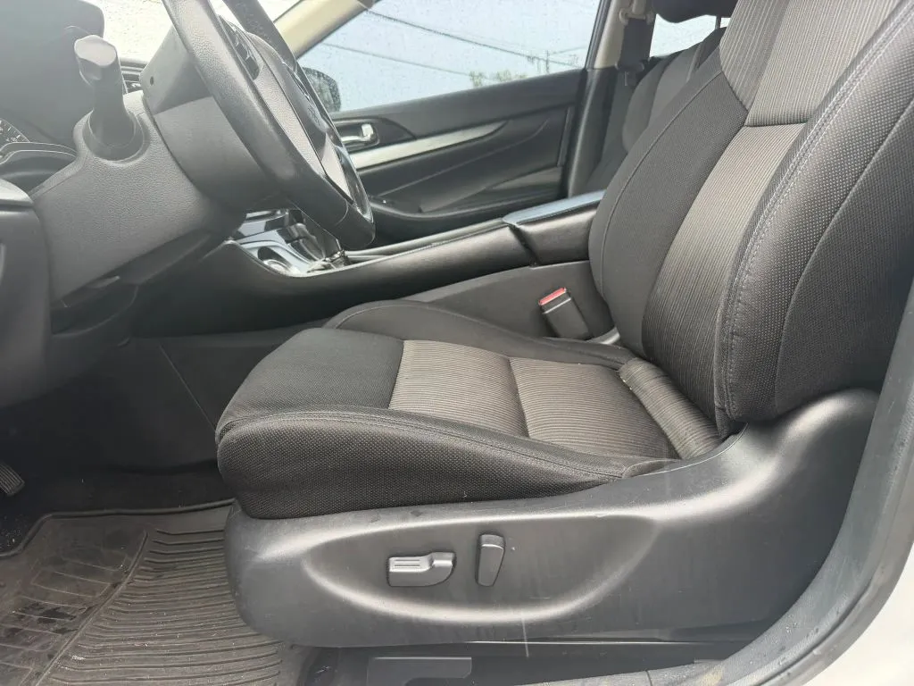 2017 Nissan Maxima S - Photo 17