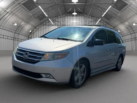 Photos of 2013 Honda Odyssey Touring Minivan 4D for sale in Pottstown, PA at Reliable Car Connection