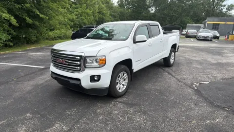 More photos of 2018 GMC Canyon Crew Cab SLE Pickup 4D 6 ft at Reliable Car Connection, PA