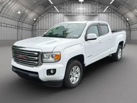 More photos of 2018 GMC Canyon Crew Cab SLE Pickup 4D 6 ft at Reliable Car Connection, PA