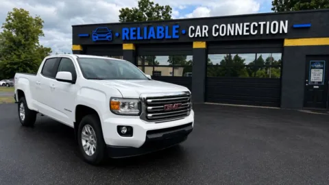 White 2018 GMC Canyon Crew Cab SLE Pickup 4D 6 ft for sale in Pottstown, PA