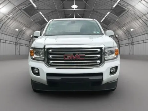More photos of 2018 GMC Canyon Crew Cab SLE Pickup 4D 6 ft at Reliable Car Connection, PA