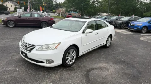 Another view of 2011 Lexus ES 350 Sedan 4D for sale in Pottstown, PA at Reliable Car Connection