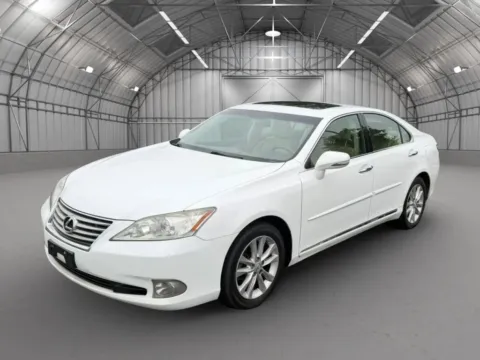 Another view of 2011 Lexus ES 350 Sedan 4D for sale in Pottstown, PA at Reliable Car Connection